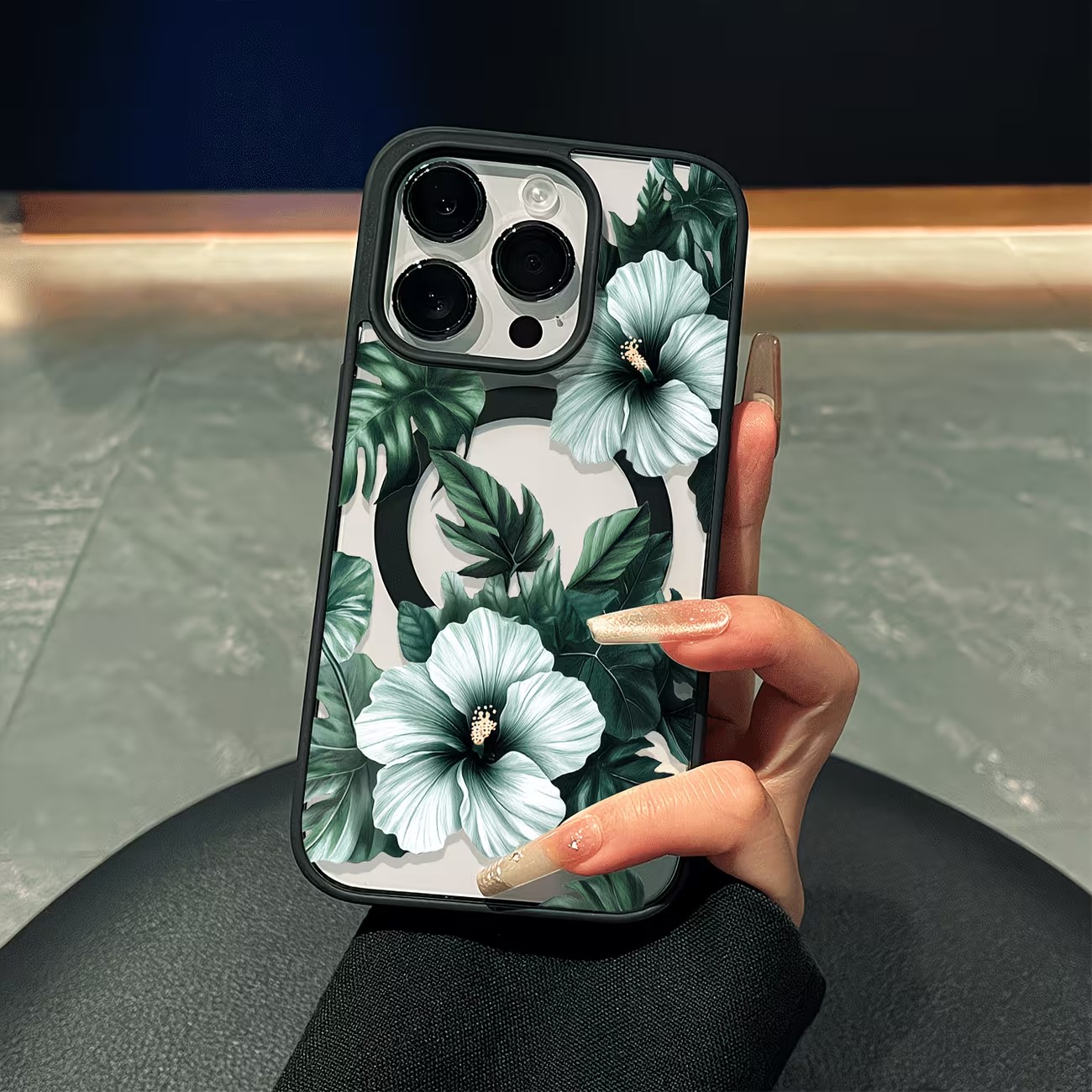 Apple Iphone 16 - グリーンフローラルプリントのiPhoneケース iPhone 17 16 15 14