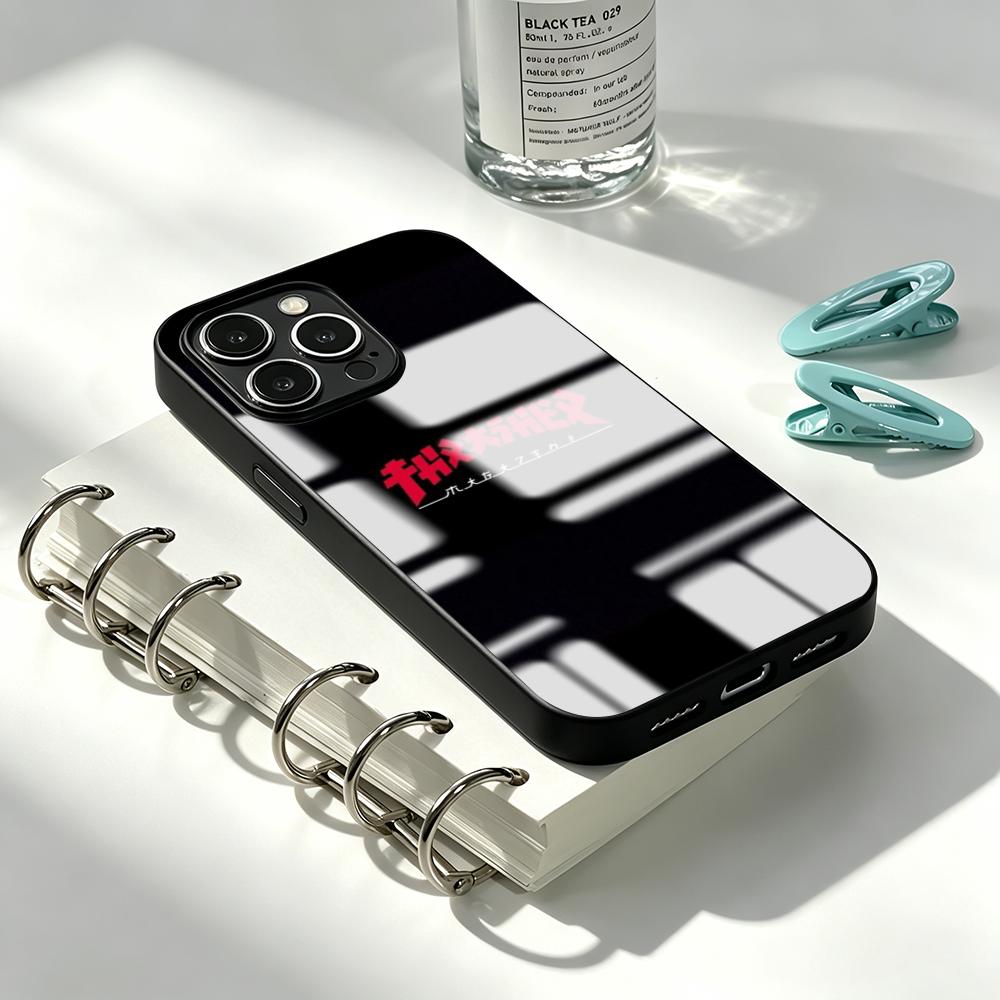 ブランドTHRASHER iPhone 17 16 15 1 - Screen Protector Film のレビューと価格